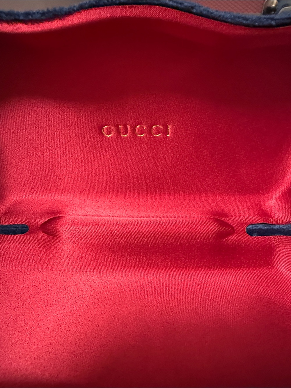 GUCCI Hardshell Velvet Sunglass Case w/box - Picture 4 of 5